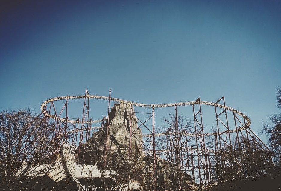 airtimemisfits's tweet photo. Coming soon to the Airtime Misfits Podcast.
Stay tuned. 💀
#airtimemisfits #airtimemisfitspodcast #podcast #youtube #rollercoasters #vintagerollercoaster #defunctcoaster #coasterenthusiasts #rollercoasterenthusiasts #purveyorsofnostalgia #handmade #soywaxcandles #enamelpins https://t.co/x0l5hmcimn