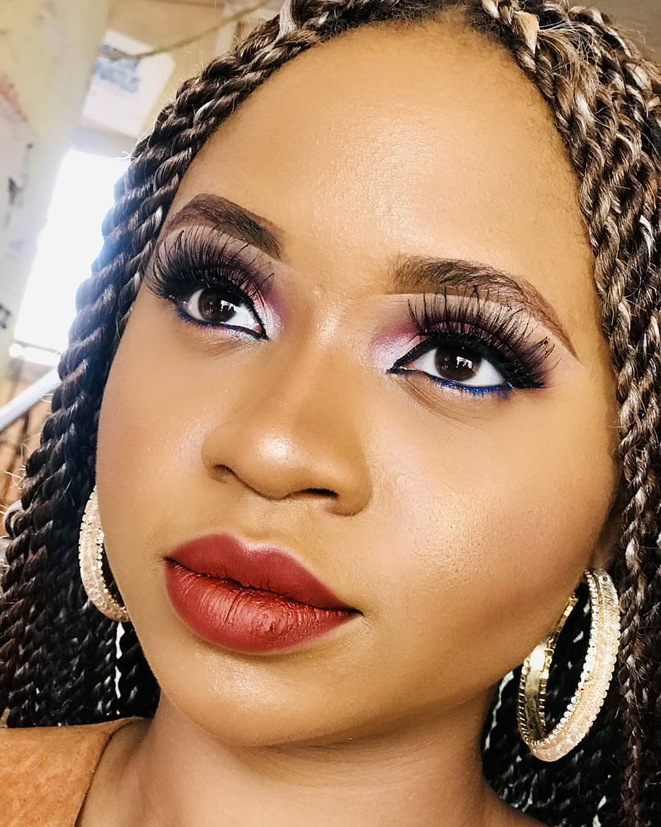 OmejeChiamaka's tweet photo. A or B ?
Client: Ada
Mua: Darlingtinamakeover
Event: Matriculation.
#promua #mua #naijiamua #nsukkabestmua #makeup #makeuptutorial #nsukkagelestylist #enugubestmua #makeuplooks #makeupartistsworldwide #nsukka #enugu #enugumua #nsukkamua #marticulation #unn #university #nsukka https://t.co/dh2KbBln4R