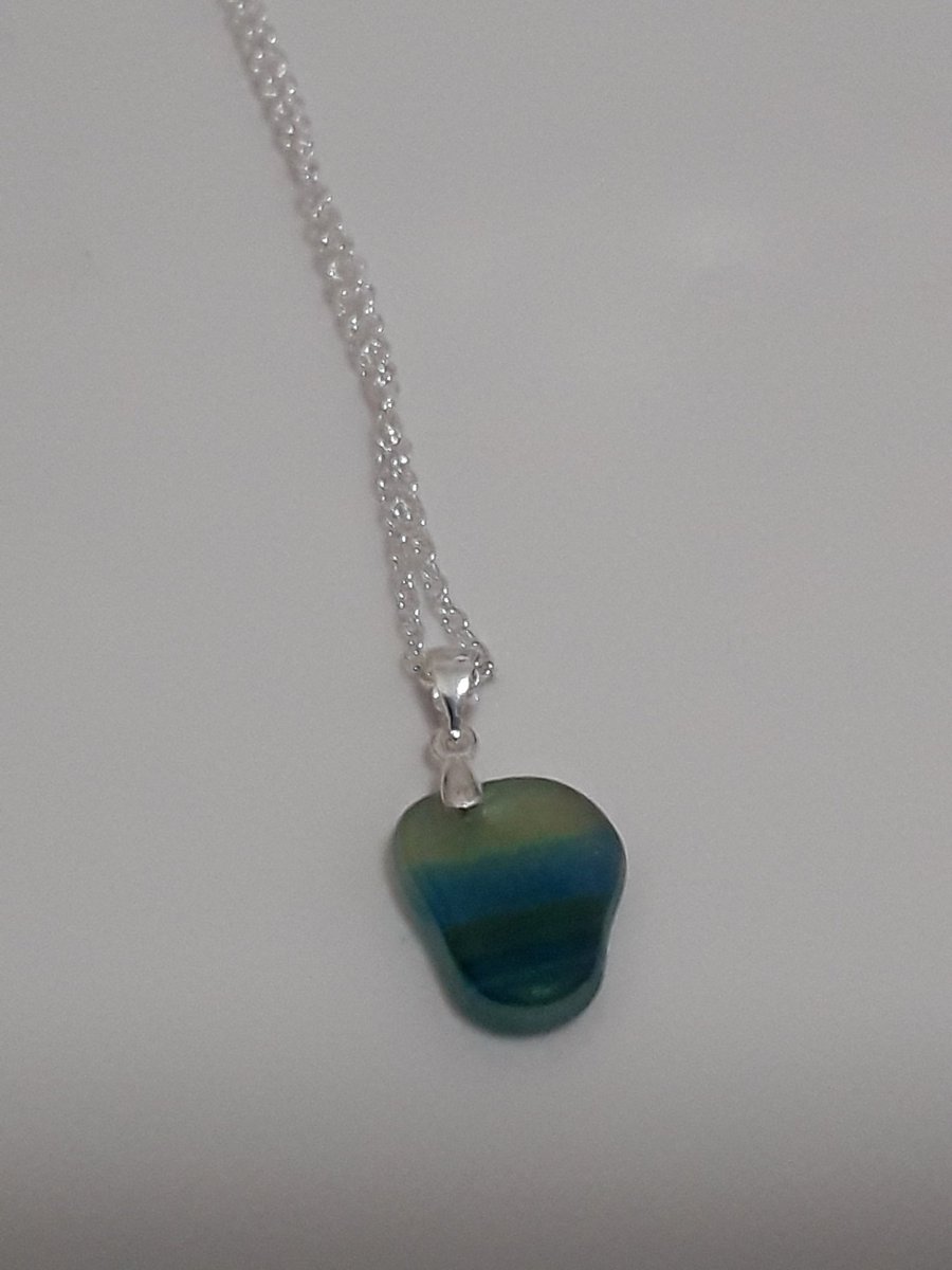 Want to get your Valentine something special? Then get it on Etsy! Check out my shop today to find something they’ll love.etsy.com/uk/shop/MelsBe… etsy.me/36NFBrl