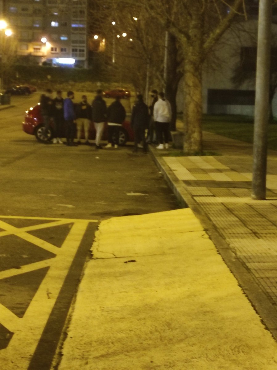 JaVidalGlez2402's tweet photo. @gonzalojacome Demasiado está bajando alcalde https://t.co/bgdbj4PNzG