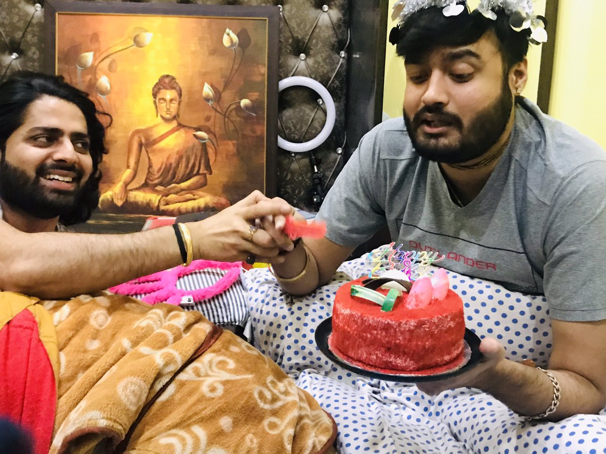 sidashPA's tweet photo. Pillar of strength, energy guru , life support, ocean of love and compassion , role model and magician for many ,our bundle of joy . When he is around it’s another level  of happiness and care .Wishing @Thesiddharthkar bhaiya a very Happy Birthday ❤️🙏 We are lucky to have you😍 https://t.co/NLZQ6vSFZO