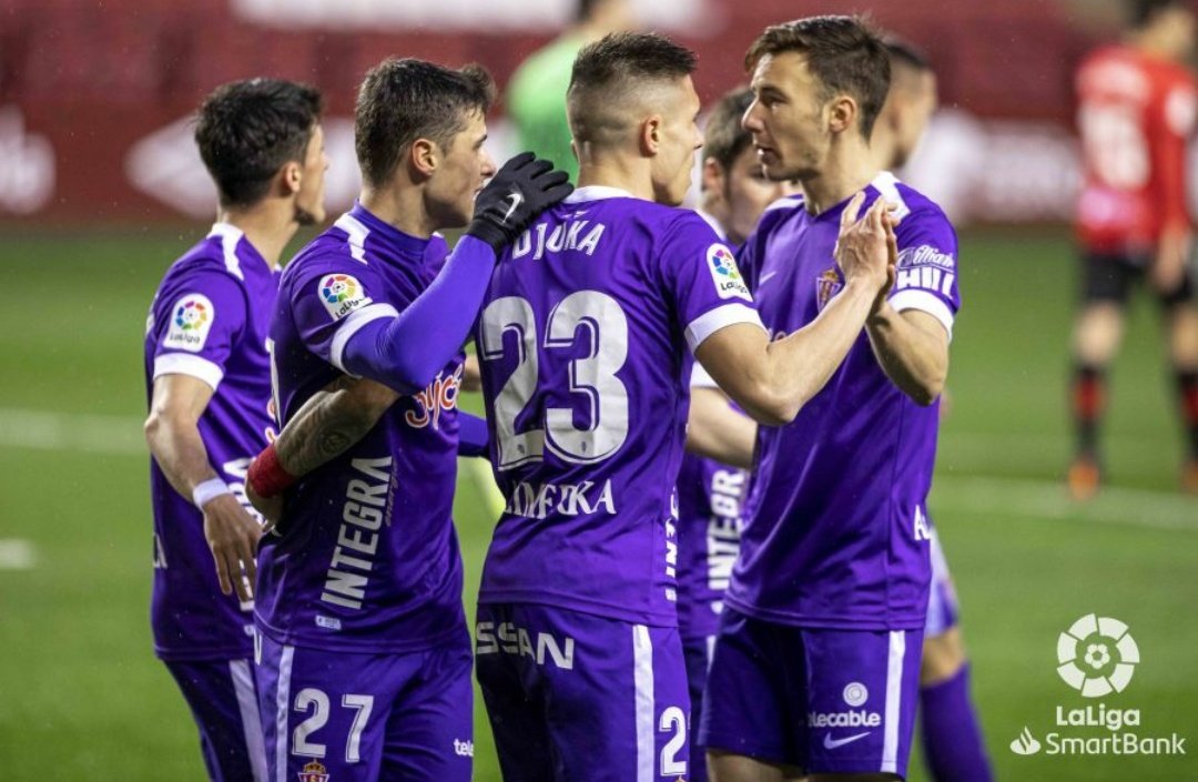 ViveSegunda's tweet image. FINAL ⏱️ | ¡GOLEADA DEL SPORTING EN LAS GAUNAS! ¡SERBIAN POWER 🇷🇸!
Djuka y Cumic señalan el camino del triunfo a los de David Gallego, que refuerzan su plaza en el play-off y dejan tocado al Logroñés. 🆙🙌

LOGROÑÉS 0-4 REAL SPORTING
Djuka ⚽⚽⚽
N. Cumic ⚽

#LogroñésSporting
