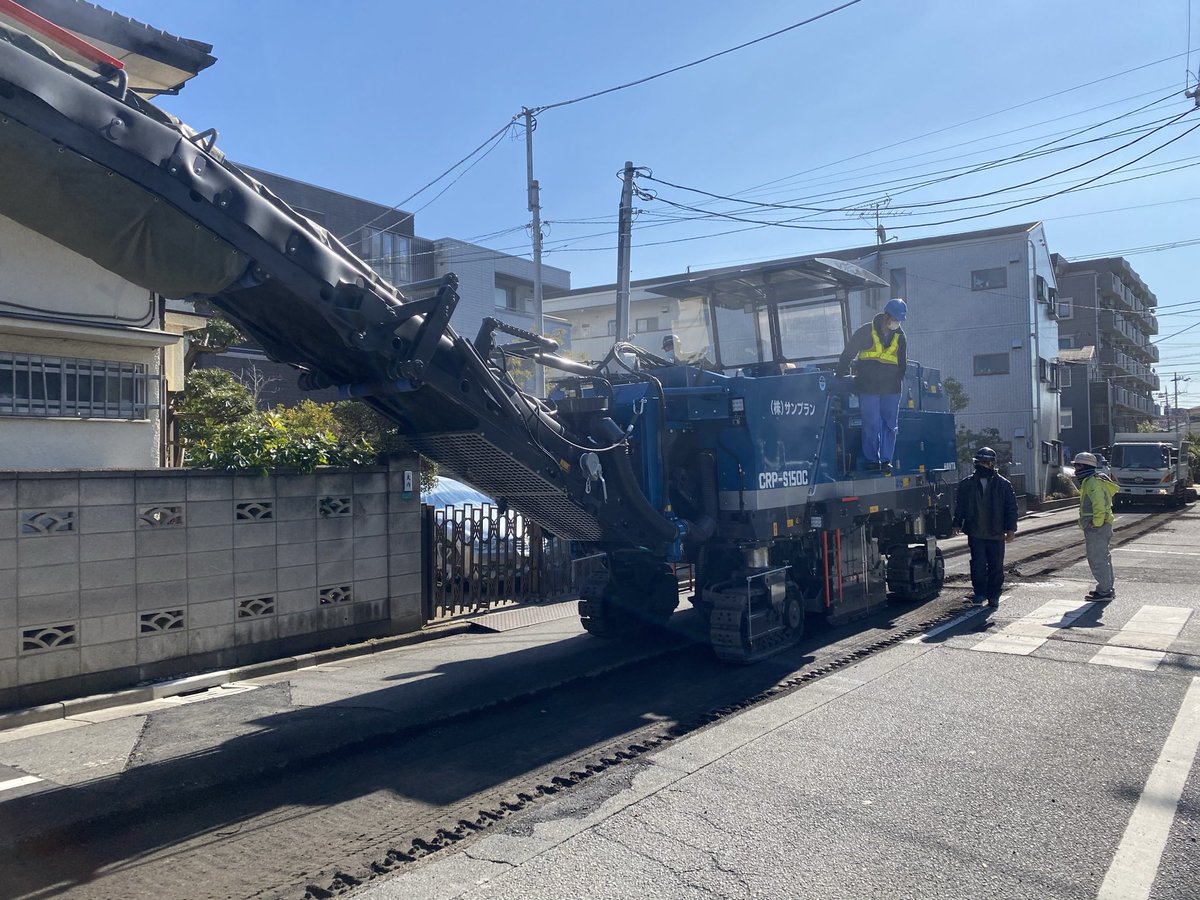 workReport2's tweet photo. 範田機械
CRPs150
まだ2号機目
＃建設���械
#範田  
#整備
#machinerepair
#machine
#mechanic https://t.co/i3uniFNQQH