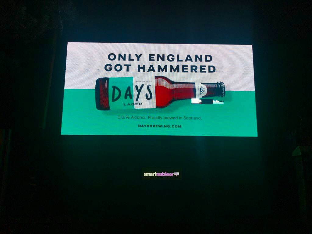 daysbrewingco's tweet photo. Live at BT Murrayfield
“Those Days are past now”
Proudly brewed in Scotland 
#6nations #rugby #asone https://t.co/123D0acjVh