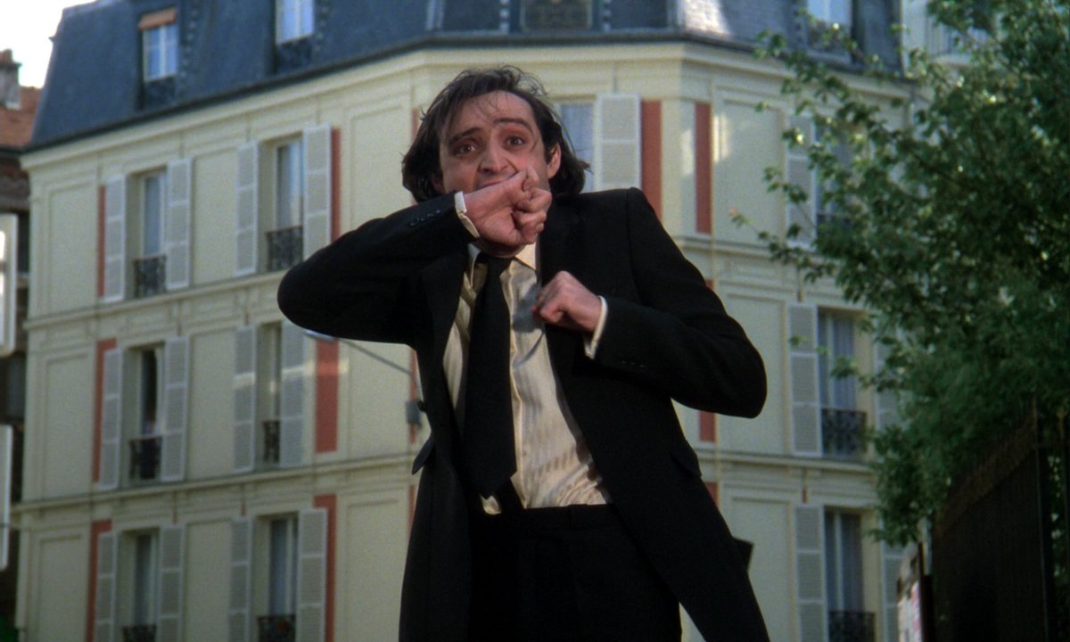 FacepalmInFilms's tweet photo. La belle captive (Alain Robbe-Grillet, 1983) https://t.co/TUZWoR0n59