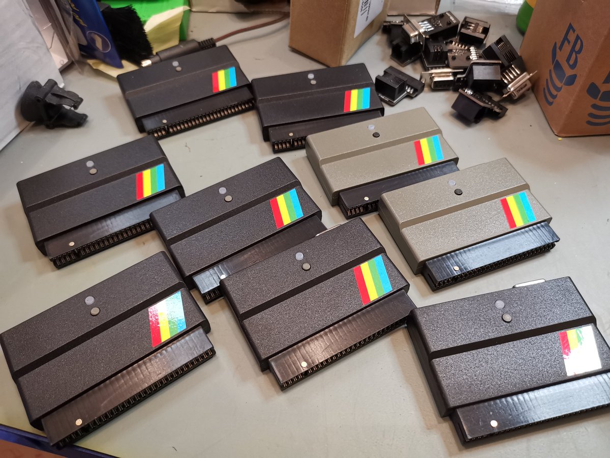 futurewas8bit's tweet photo. Current Status: Feeling hungry while finishing off some divMMC Futures.
Not had lunch yet.. Looks at clock. #Eeak.
Linky: https://t.co/IOM639A0a0
#Speccy #ZXSpectrum https://t.co/qkY80wFr0b