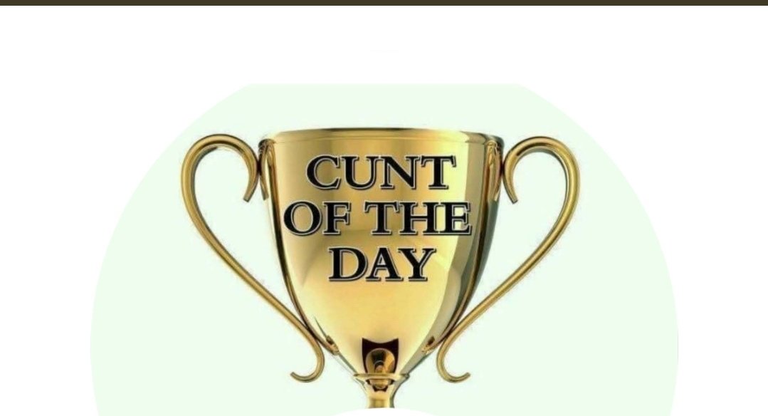 MrBigstuff77's tweet photo. I award this trophy to Mike Dean. https://t.co/6nenHGWExp