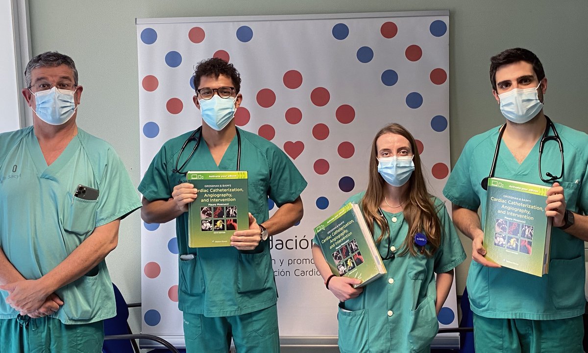 fundacionepic's tweet photo. Maybe Winter is coming, pero sí que viene una nueva edición de #ForoGames
Entrega de premios al ganador de la 1ª Ed-OCT, @jcecharte, y a los #leones del equipo ganador, @PaulaMSuarez @CarlosMinguito (y a @JaviiBorrego, cuando vuelva)
@nuria_quesada2 @lydiarocap @AbbottCardio https://t.co/cNhdp3zVvd