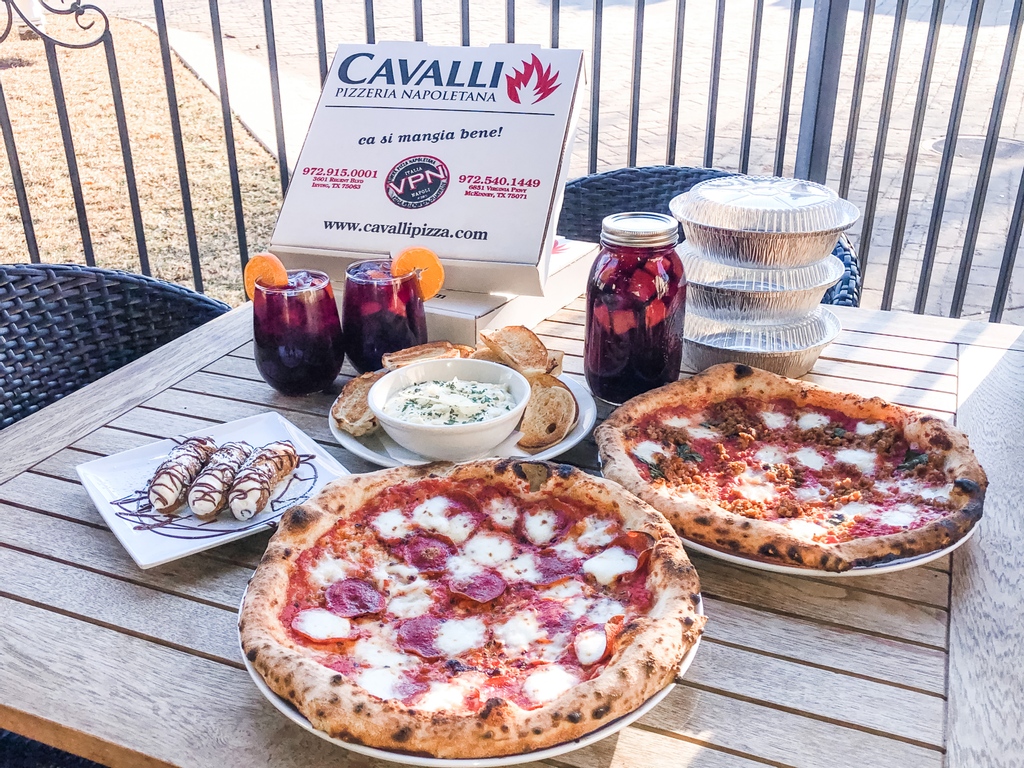 Take advantage of our Big Game Family Bundle at our Mckinney location tomorrow for $30! 🏈

2 x One topping 12" personal pizzas
1 x Order of Jalapeno Dip with Crostini
3 x Mini Cannolis

Add on our 32 oz Sangria for $25!

Order Online for Pickup | cavallipizza.com