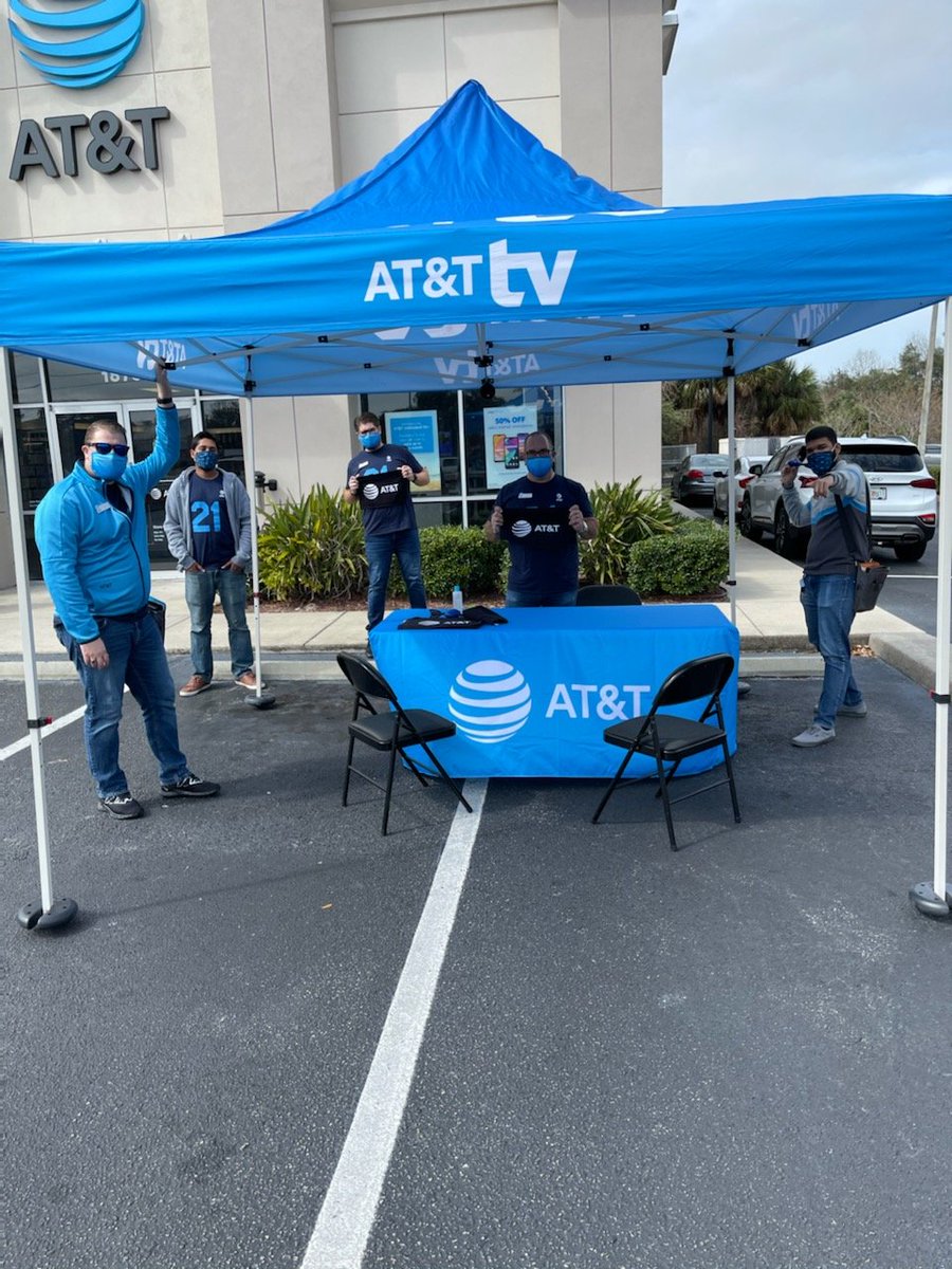 SpringHillATT's tweet image. Need a new phone? Want to look into a new TV service? How about a new case and screen protector or premium audio devices? We have it all! Come see us today at 1879 Commercial Way! @One_FLA @jrluna11 @reynaolivo1 @MilagrosMontout @ARSMIsaac @TheJohnRussoRSM