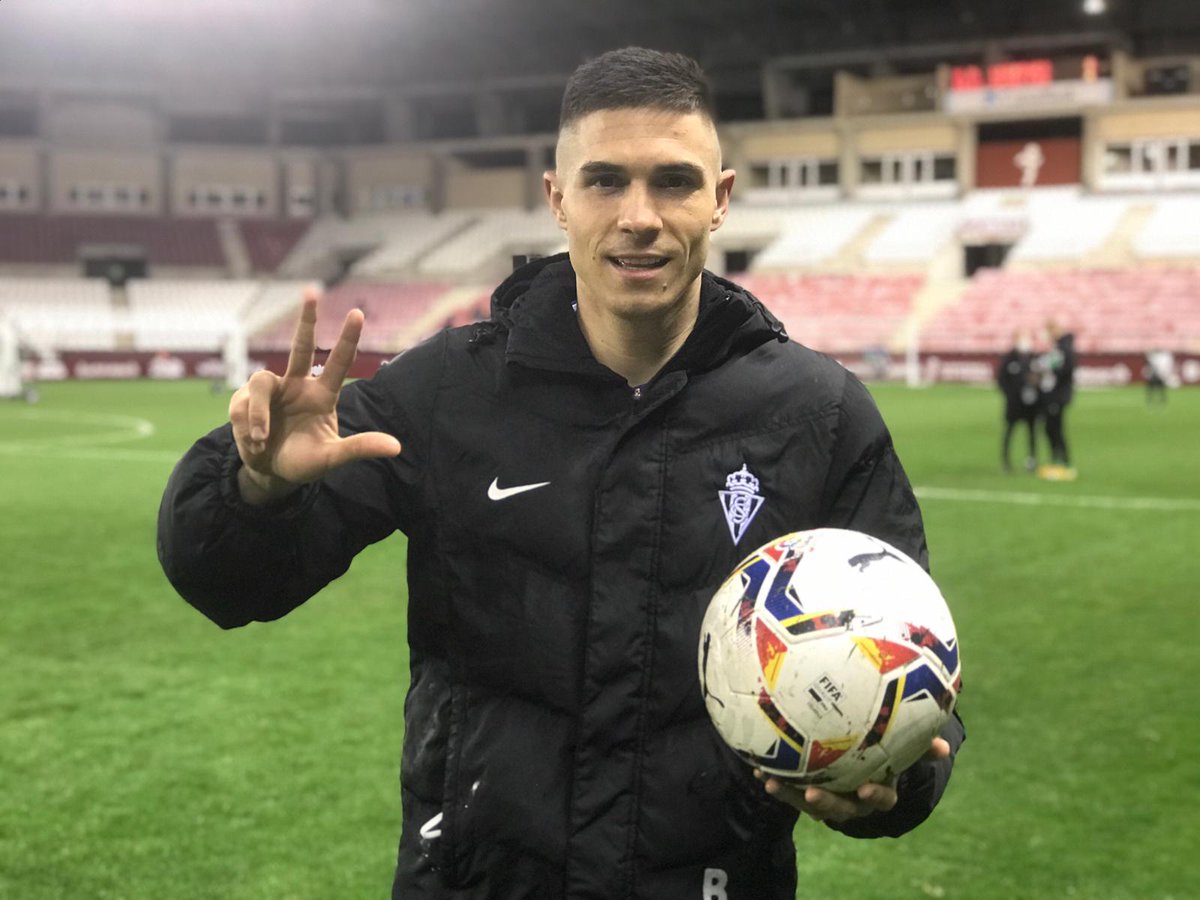 #LogroñesRealSporting 🔴⚪

⚽ Djuka 👉 ➕3⃣=1⃣5⃣