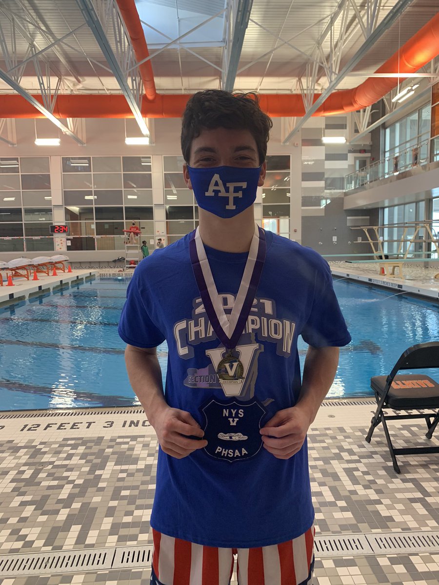 Beyond proud of Alex Kenyon! Class C Diving Champion! Set the new Class C Record and new Section 5 Record of 653.15! Congrats on an amazing high school career! <a href="/speedo_jones/">Alex Kenyon</a> <a href="/CdgaBSwimming/">Canandaigua Boys' Swimming</a> <a href="/goBCSbombers/">Bloomfield Bombers</a> <a href="/AndyDoell1/">Andy Doell</a>