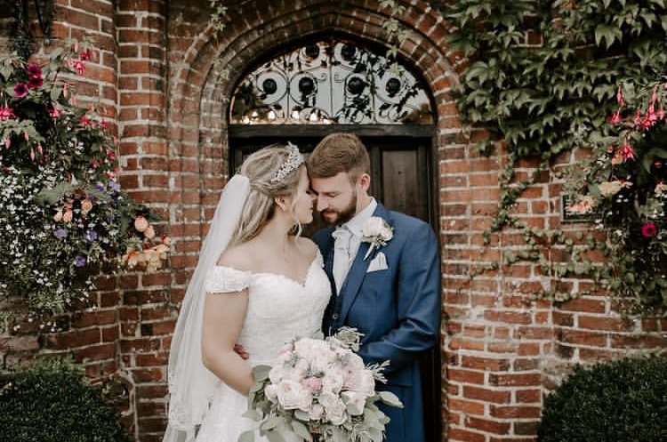 Throwback to a lovely wedding here at Seckford! The couple look gorgeous 😍 Check us out to find out more about what we have to offer here! ❤️🍰

Photogrpahy: Poppyseed House