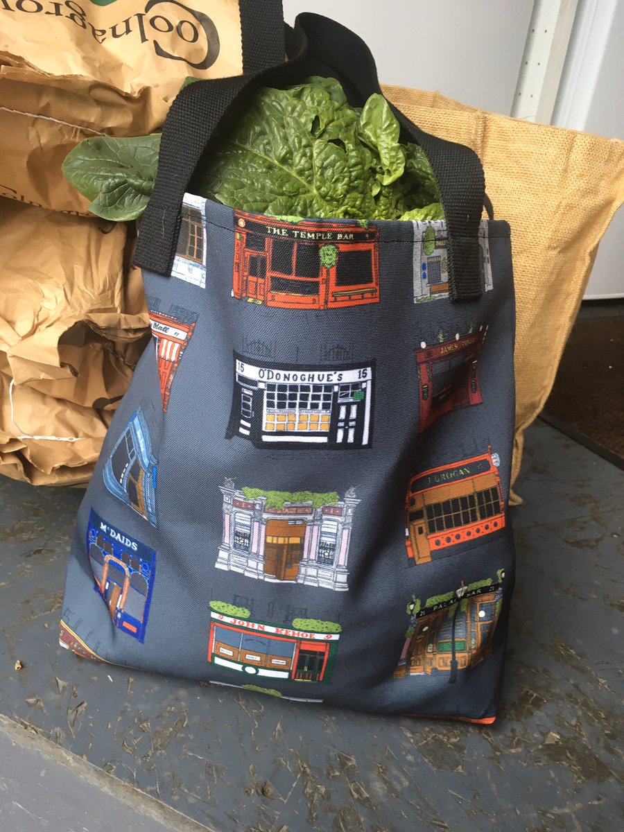 Pubs Bag working it at market today !
Stuffed full of goodness,  there may even be a bottle or two in there 😉
Happy to tell there back in stock by popular demand 💚

bit.ly/36Ph4Ca