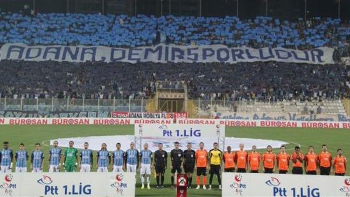 bugrads1940's tweet photo. Elveda iki gözüm, gitsen bilr hatıran yeter 💙⚡
#AdanaDemirspor #Elveda5Ocak #Elveda5Ocakstadyumu #mavisimsekler https://t.co/DfDk9YUtkI