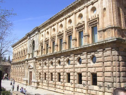 El dominio del lenguaje clásico que demuestra Machuca llega a subvertirlo conscientemente: esto nada tiene que ver con otras obras españolas de la época, en su mayoría fundamentadas en concepciones locales.