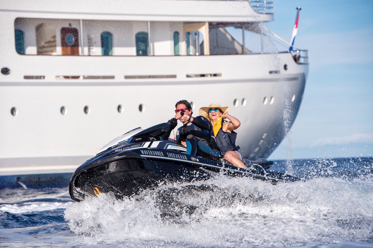 ICON Yachts tweet media