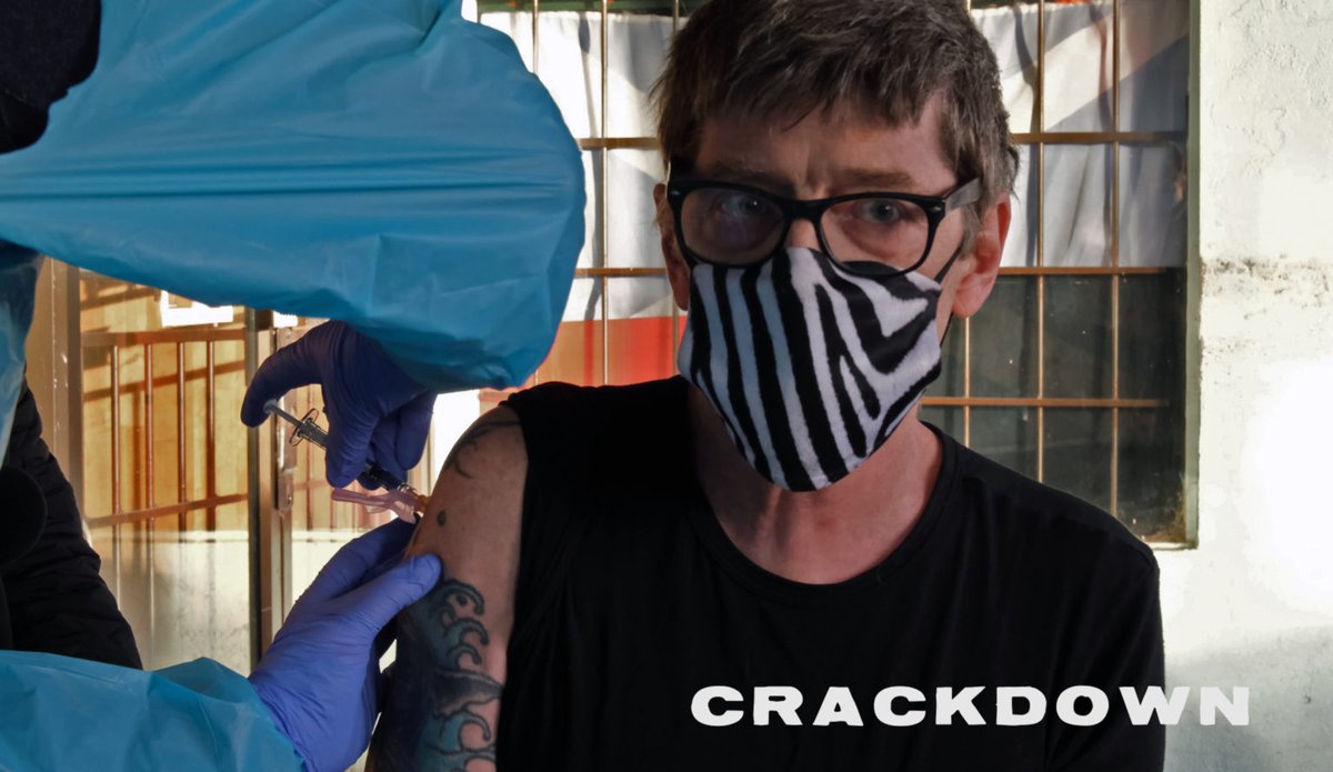 In January, I started to panic about drug users missing out on the COVID vaccine. Many drug users live in a news desert, an information vacuum that sucks in all kinds of gossip, disinformation and conspiracy theory. So  @crackdownpod made this episode:  https://crackdownpod.com/podcast/episode-22-were-not-afraid-of-needles-around-here/