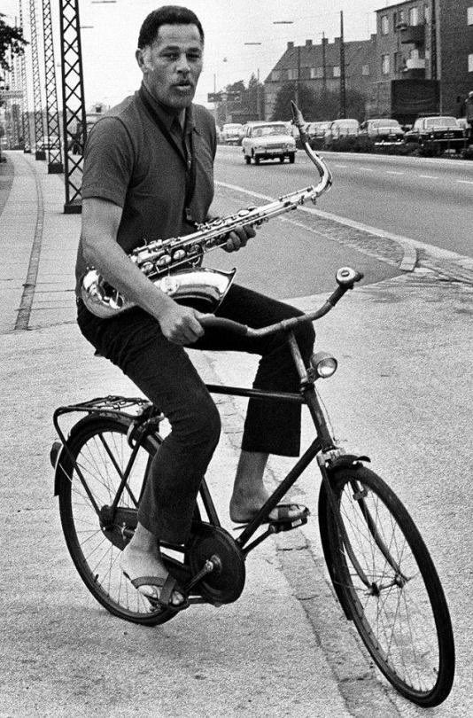 Dexter Gordon on a bike.