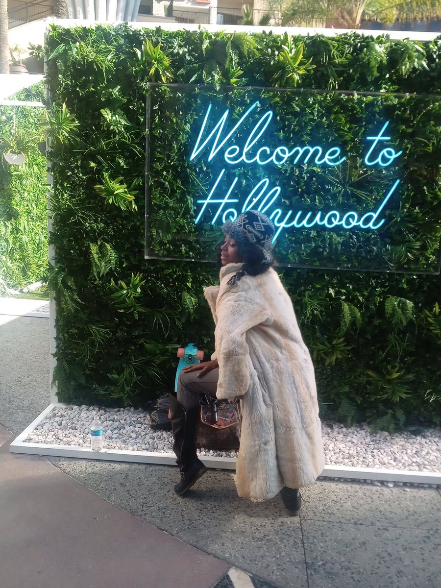 theMarqueta3's tweet image. 🏰🗻🌅🌃🌉🏦⛪💒🏨🏪 #dAgodkiki