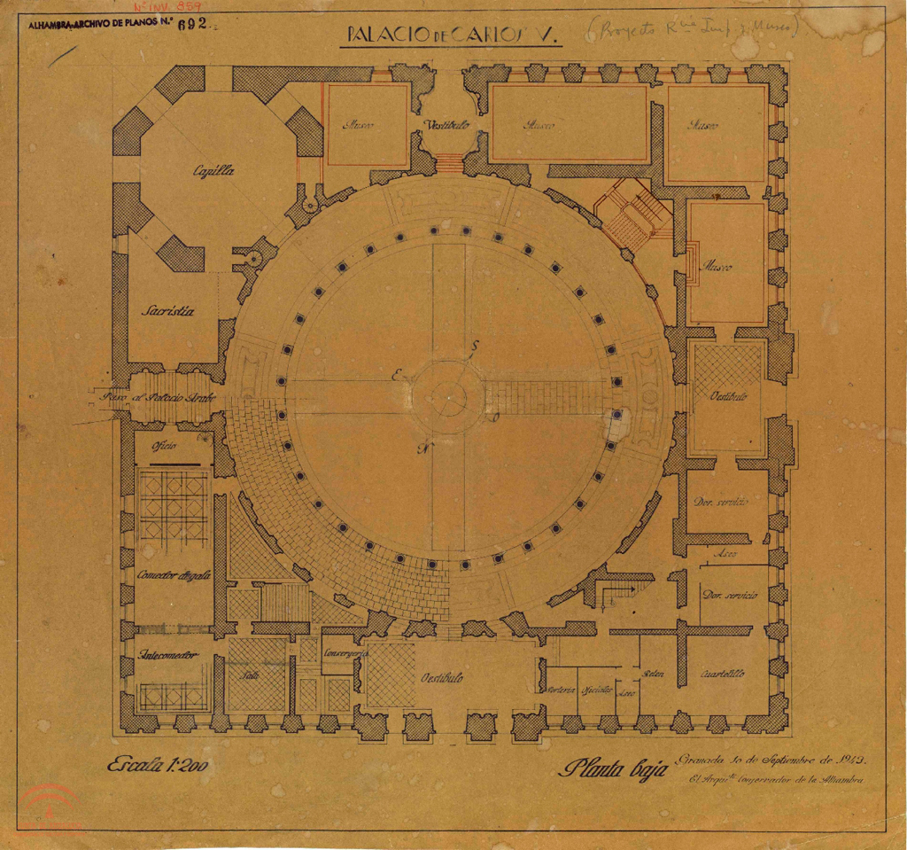 La planta del palacio la conforma un cuadrado perfecto de 63 m de lado con un patio circular inscrito en su interiorEsta disposición, principal rasgo manierista del palacio, no tiene precedentes en la arquitectura del Renacimiento,