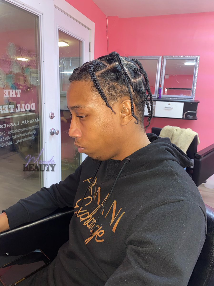 mendebeaut's tweet photo. Menโs Natural Braids โจ Link in bio to book
#naturalhair #atlanta #atlantahairstylist #retwist #dallas #miamistylist #makeupartist #esthetician #explorepage #downtown #BlackOwnedBusiness #braids #minklashes #vegan #locs #BlackOwned #wigs #braids https://t.co/c0W6ilIddV