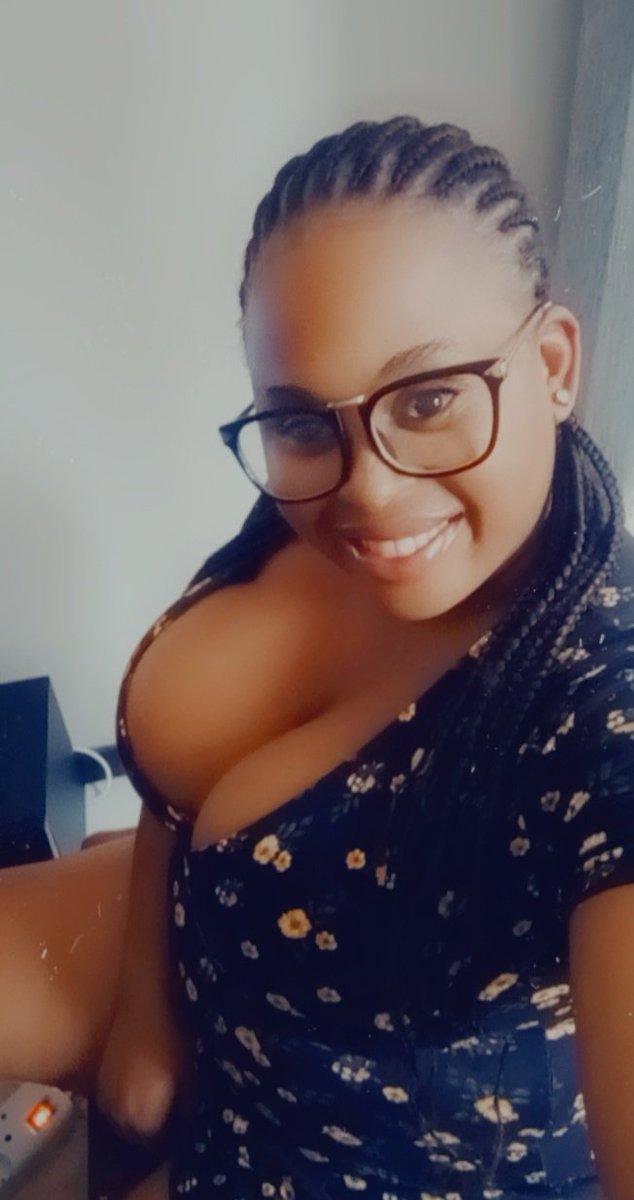 Ladysips's tweet photo. I'm too young to be turning the age I'm turning this year, ngaguga ngimncane #33yearsold #LockdownHouseParty  #TeaWithPresidentZuma https://t.co/e7gBzJaObg