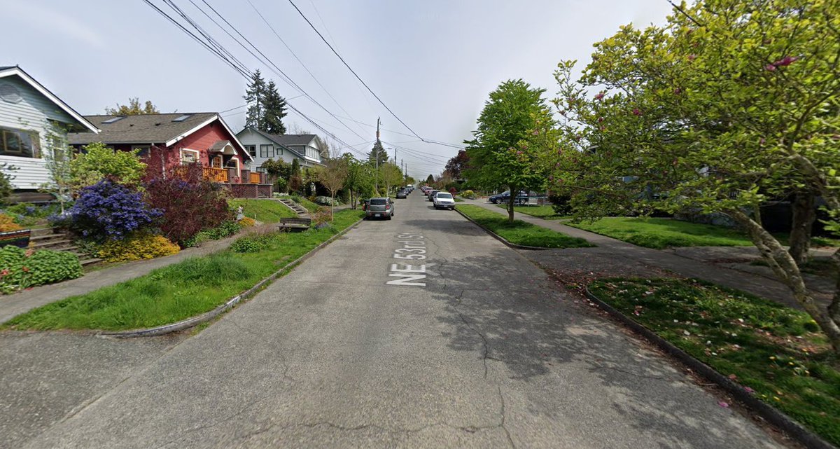 let's look at some of these streets... gosh, i can't imagine why seattle has a housing affordability crisis when this is only 5km to downtown...