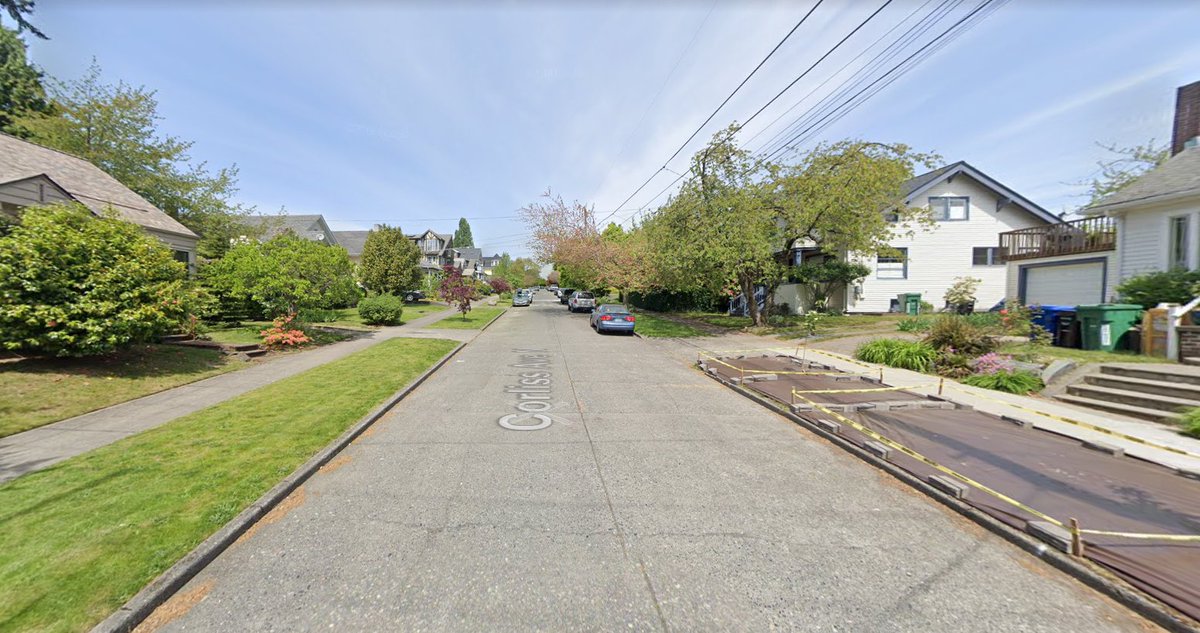 let's look at some of these streets... gosh, i can't imagine why seattle has a housing affordability crisis when this is only 5km to downtown...