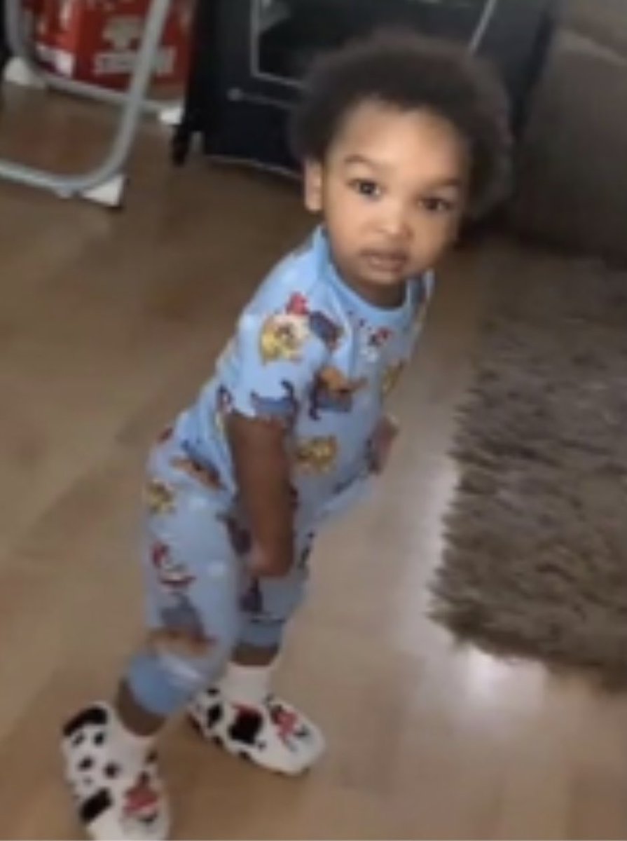 AMBER ALERT PLEASE SHARE: One-year-old Da’Merion White has been abducted. He was in the back of his mother’s 2005 white Jeep Grand Cherokee when it was stolen near Humboldt and 42nd in Minneapolis. License plate CRY-661