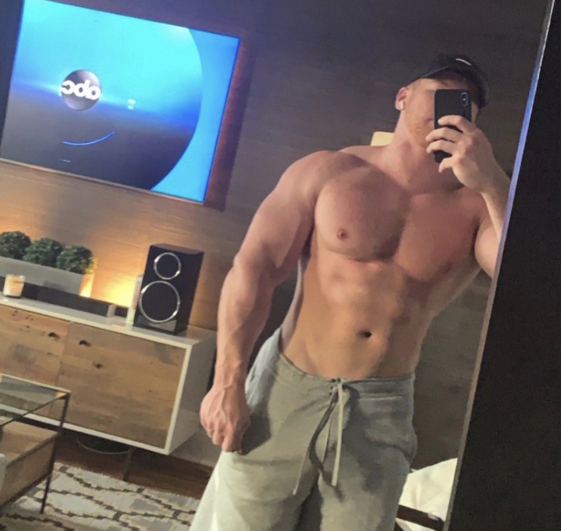 rwalker866's tweet photo. Saturday pump 💪 https://t.co/wYiynIKyvu