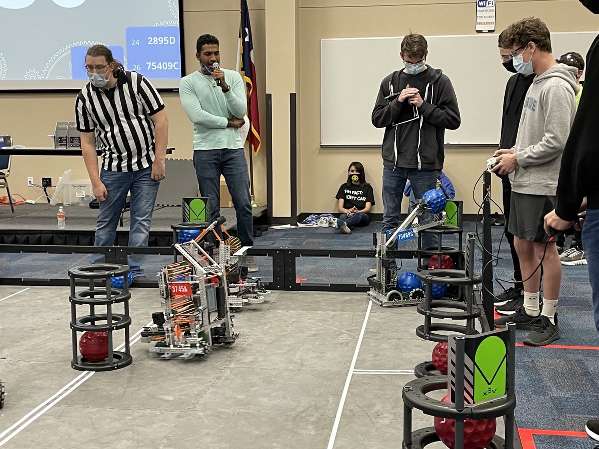 lovejoyrobotics's tweet photo. At the end of quals #1082E is ranked 1st also with the best skills score & #1082C is 3rd. Elimination rounds are starting soon. Stay tuned! #OneHeartOneLovejoy #LovejoyProud #RumbleintheFalls2021 #RoboticsExcellence https://t.co/T6sPbPEeEw