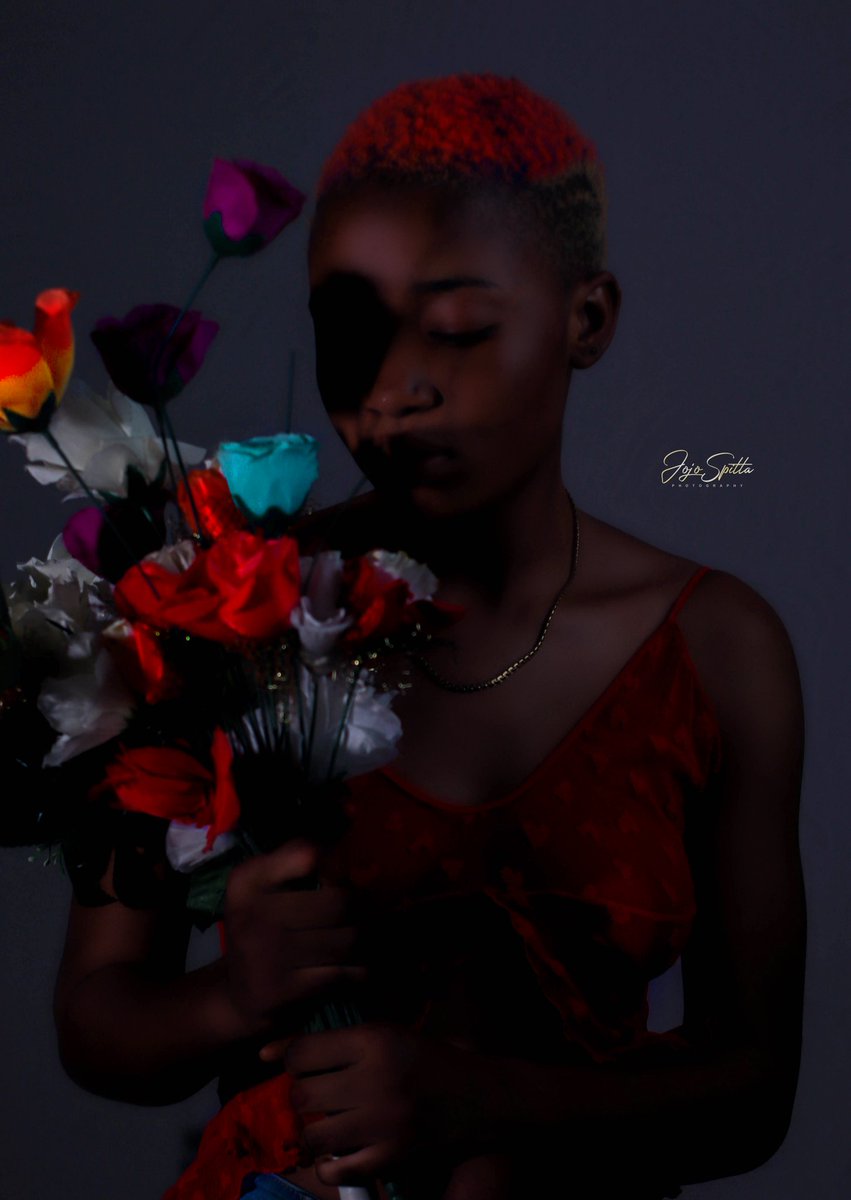 jojo_spitta's tweet photo. The body is meant to be seen , not all  covered up, it's a work of Art.
.
.
.
📸@jojo_spitta 
  @jojospittastudio 
.
.
.
#jojospittaweddings #jojospittafilm #jojospittastudio #redhallucination https://t.co/kBDk2hkuD1
