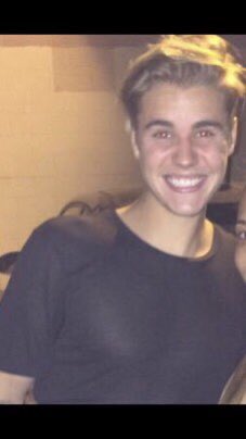 allaboutjustin2's tweet photo. Justin’s smile alone 🥺🥰 #JustinBieber #drew #bieberfever #justin #justindrew https://t.co/nSf0DrkqC4