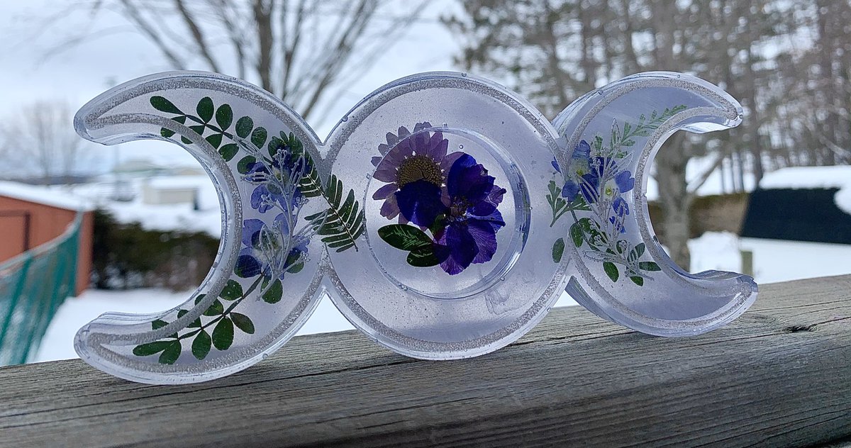 katieketch's tweet photo. I feel like I'm finally making some cool things!! https://t.co/UC91ZAOsJQ