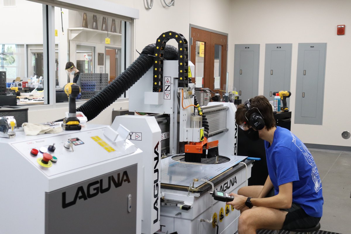 Saturday meeting. Back at it. #frcbuildseason #infiniterecharge