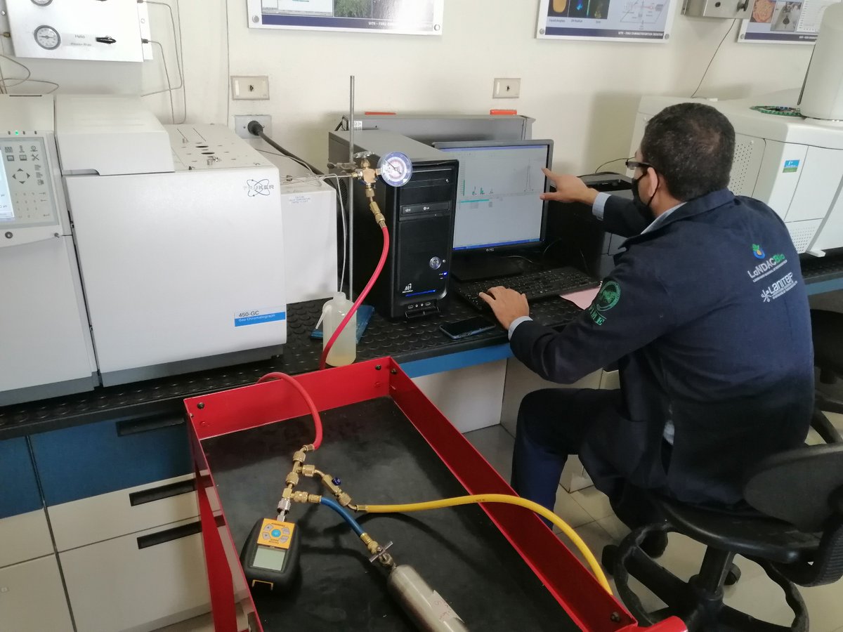 LIITE_FIME's tweet photo. #FIME #UANL #GETR #LIITE #Energía
El laboratorio de Investigación en Ciencia de los Combustibles cuenta con tecnología de punta para evaluar combustibles fósiles, biocombustibles y mezclas de ambos. https://t.co/LVgV7qHg37