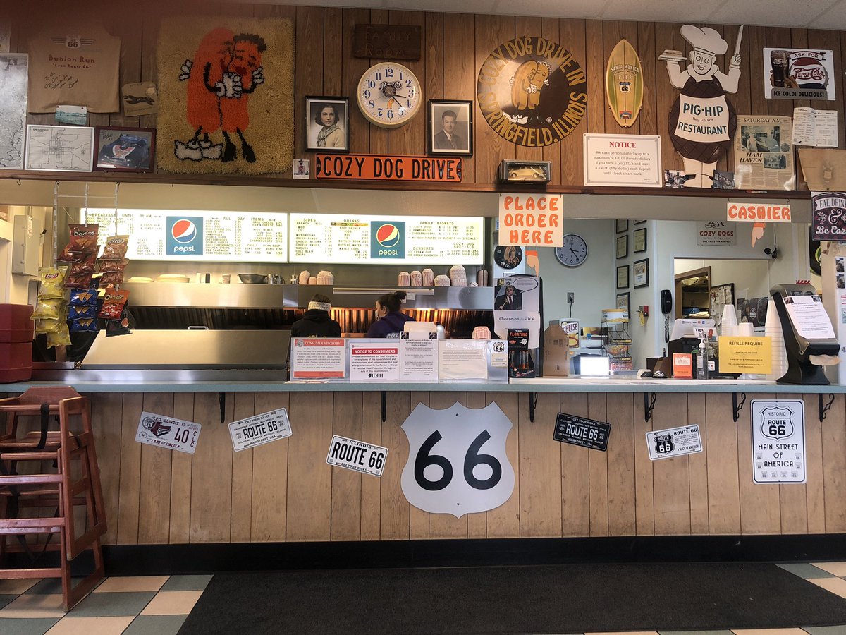 RTMemories66's tweet photo. Foodie trip. #route66 #cozydogdrivein #springfieldIL #theoriginalcorndog #cozydogs https://t.co/D8b3OiXW5E