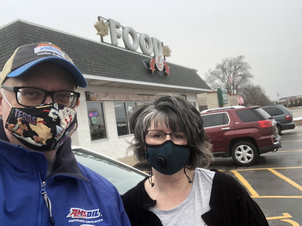 RTMemories66's tweet photo. Foodie trip. #route66 #cozydogdrivein #springfieldIL #theoriginalcorndog #cozydogs https://t.co/D8b3OiXW5E