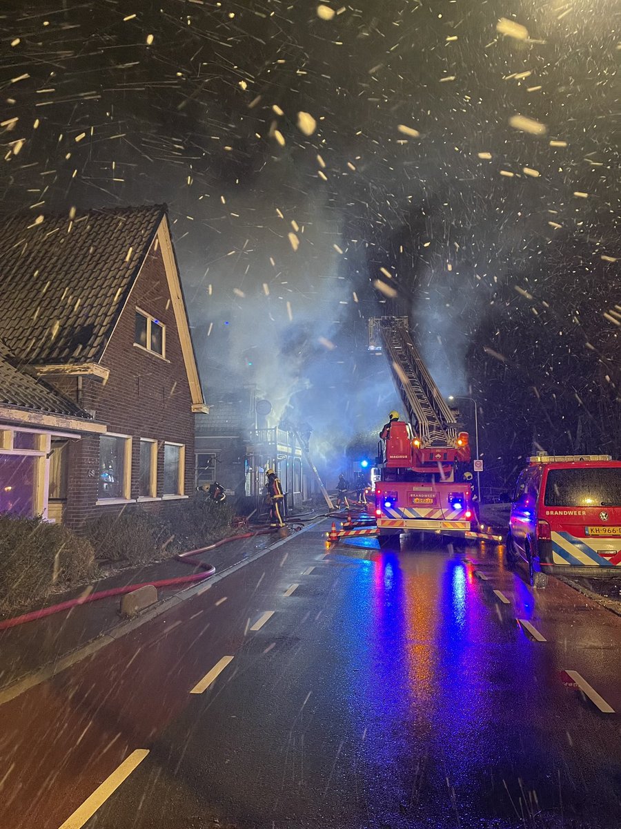 Melding brandweer Voorweg Nieuwkoop inzake middelbrand