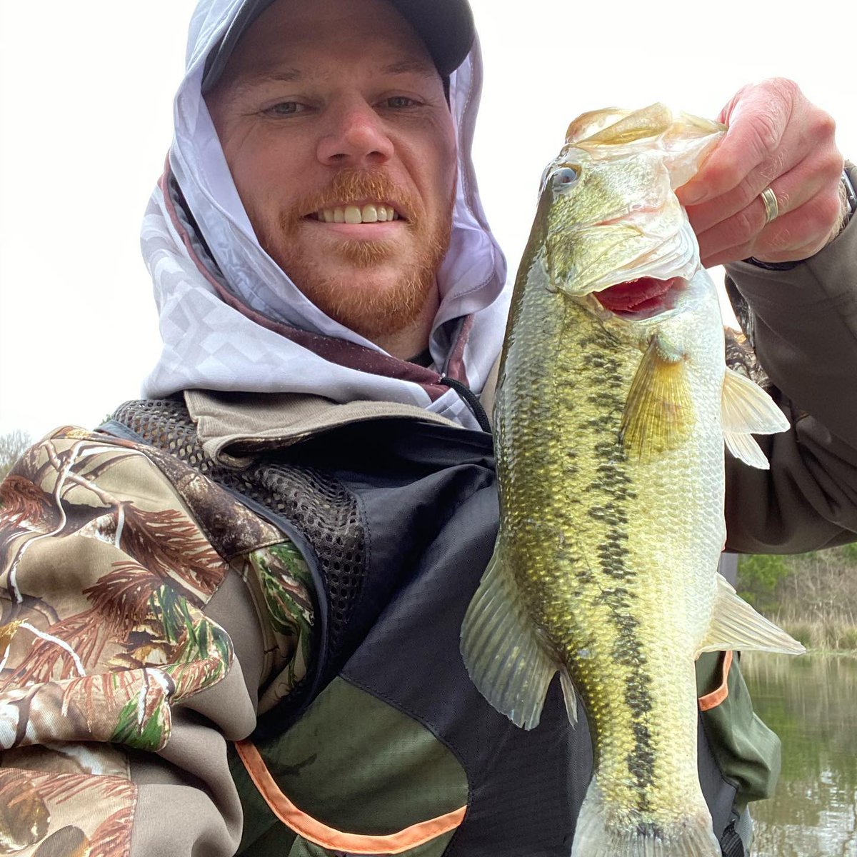 techguyfishing's tweet photo. Lake Woodlands produced for me today. A lot of dinks, but managed a fat 17.75”. Hopefully the pattern holds up for the tournament next weekend. Get signed up!
#bass #fishing #lakewoodlands #kayakbassfishing #kbf #bassfishing #lwwj #techguyfishing https://t.co/nBbthVR9iL
