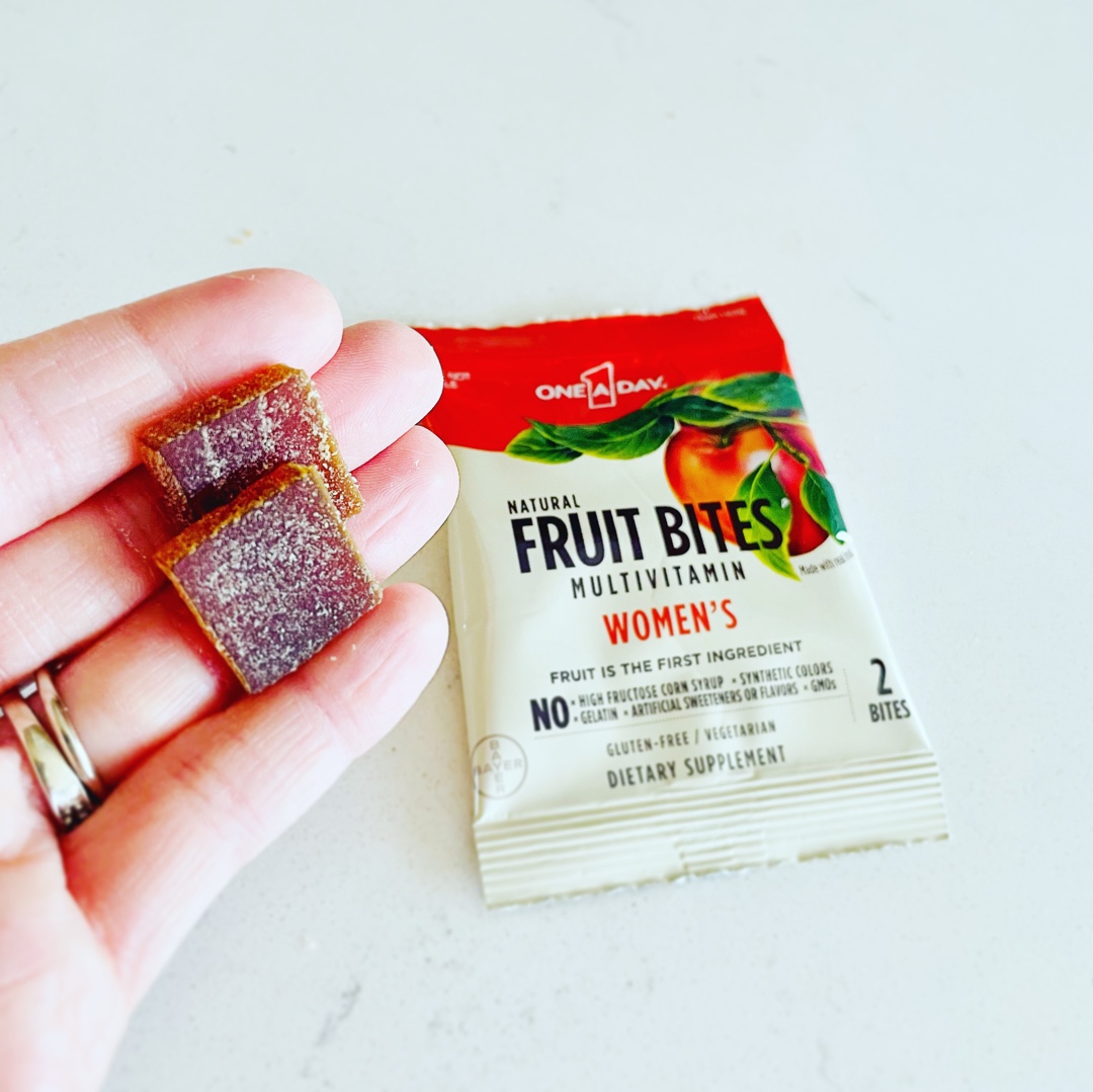 kmallas87's tweet photo. Hey ladies! The #OneADay Multivitamins are made with fruit #OneADayFruitBites #complimentary @Influenster @oneaday_us https://t.co/SnNvXgJU5W