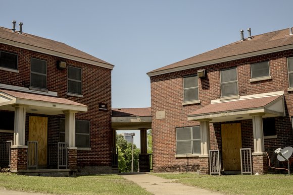 Foote Homes/The Projects:All of the projects in Memphis were demolished. Most of them are underdeveloped land. The Foote Homes were actually revamped to include multi level income families. It's now called Foote Park at South City.