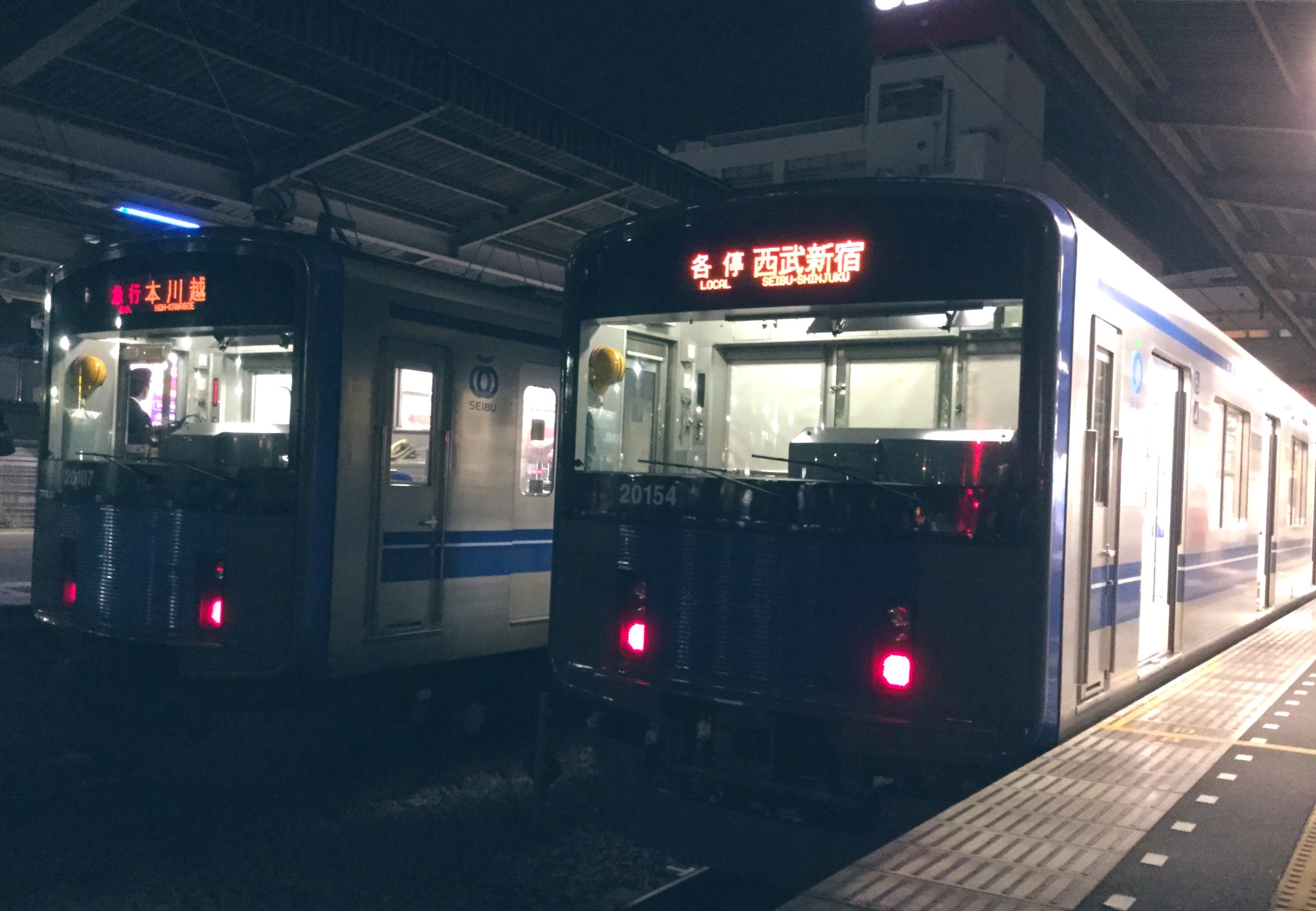 鉄ラボ 日本大学神田三崎町鉄道研究会 日大法 日大経済 こんにちは 初代代表 現obです 西武鉄道 000系が 3色ledだった頃を覚えていますか 00年にデビューして 現在では全車フルカラーledになりましたが 昔は全て3色ledでした フルカラーは