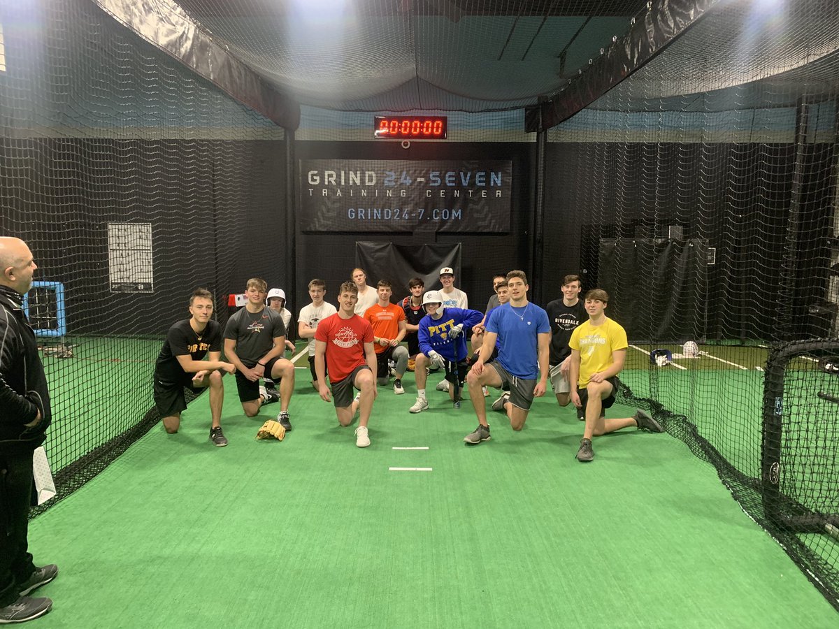 Congrats to the winners tonight <a href="/MattFraz2/">Matt_Frazetta</a> for highest EV off machine 95.2mph and <a href="/amuraco15/">Andrew Muraco</a> for most outs recorded on the mound &amp; highest EV live 98.1mph. See you next week. #gottagrind