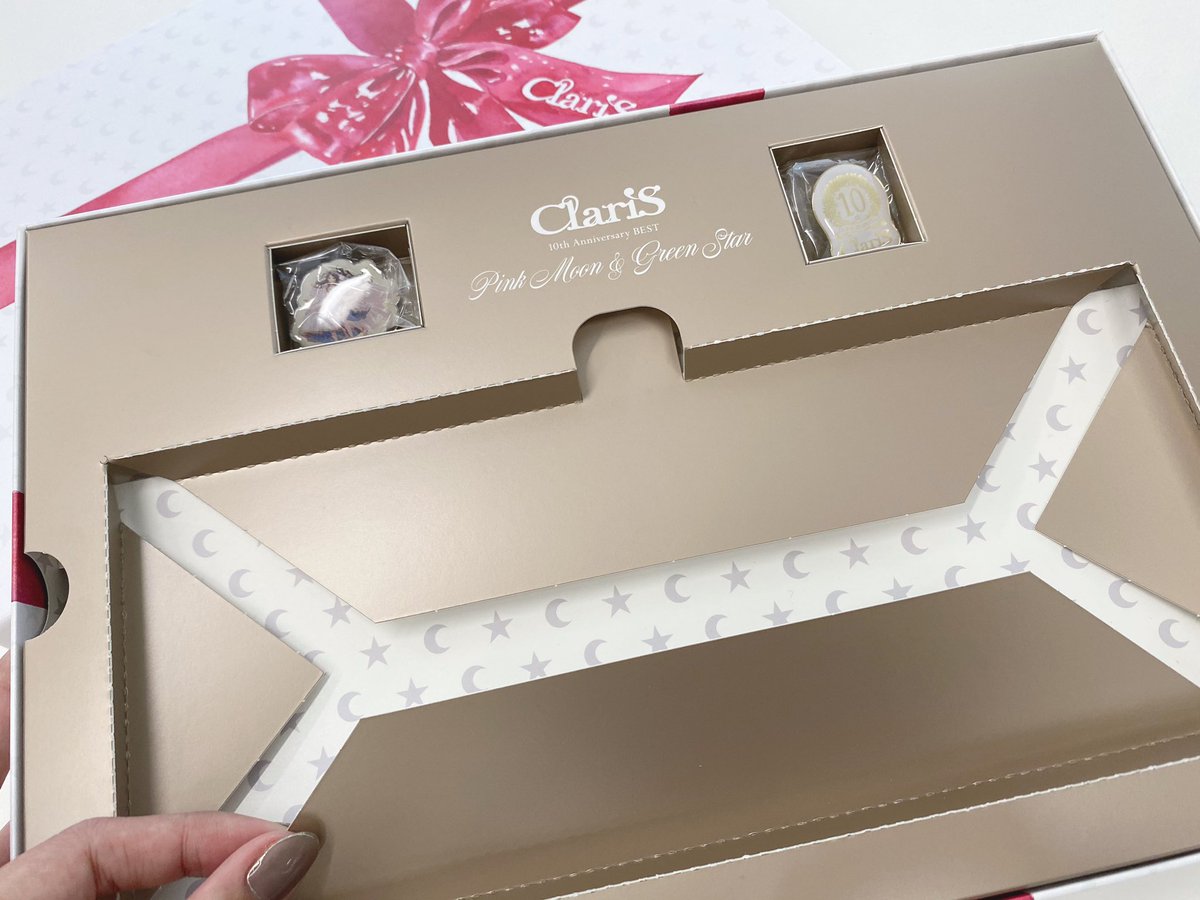 Claris スタッフ Claris 10th Anniversary Best Pink Moon Green Star 完全生産限定盤にはメッセージが隠れていたのですが 皆さん気付きましたか Claris10周年