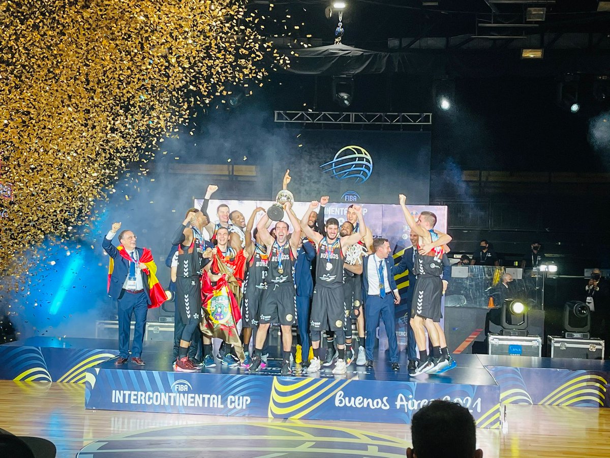 SanPabloBurgos_'s tweet photo. #Campeones https://t.co/2xTpZtDcwR