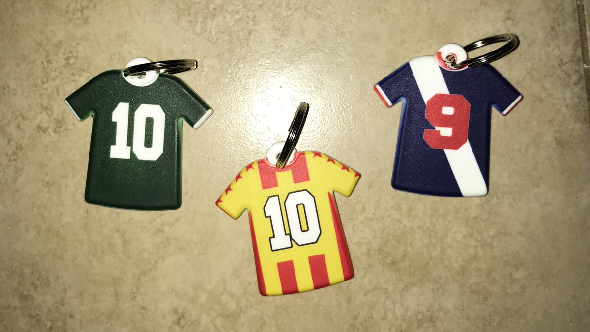 efeemesports's tweet photo. LLAVEROS PERSONALIZADOS DE TU CLUB FAVORITO O BARRA DE AMIGOS https://t.co/38jK6DAVjm