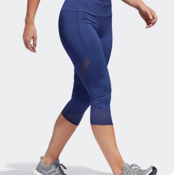 bmetcalf6971's tweet photo. So good I had to share! Check out all the items I'm loving on @Poshmarkapp from @tobeyk @2xchicboutique @Annette41404500 #poshmark #fashion #style #shopmycloset #twicechicboutique #adidas: https://t.co/eLlt5eHV0H https://t.co/ibp4Wf9yds
