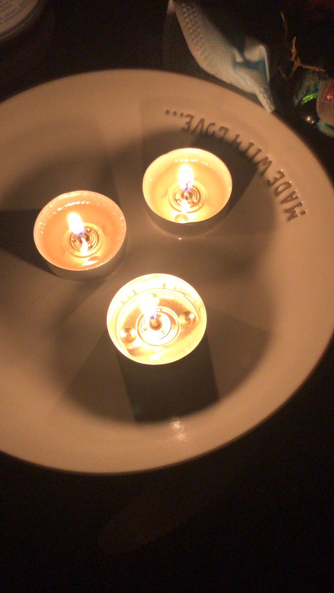 iceman_TOF's tweet image. Black out tonight in the DE22 area so here we are at #9talk